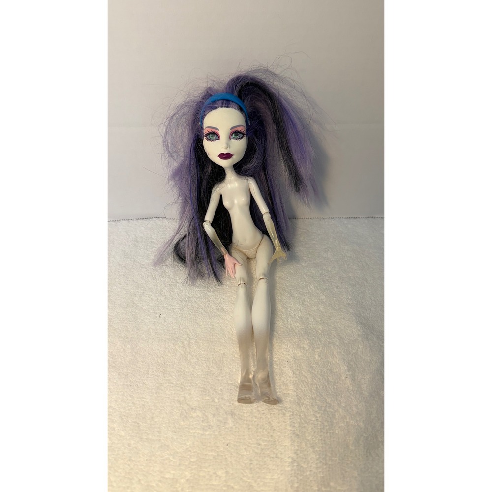 Monster High Spectra Vondergeist G1 Nude Doll PurpleHair Translucent 2008 Mattel - Picture 3 of 7